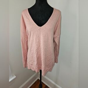 Torrid light pink Vneck sweater size 1